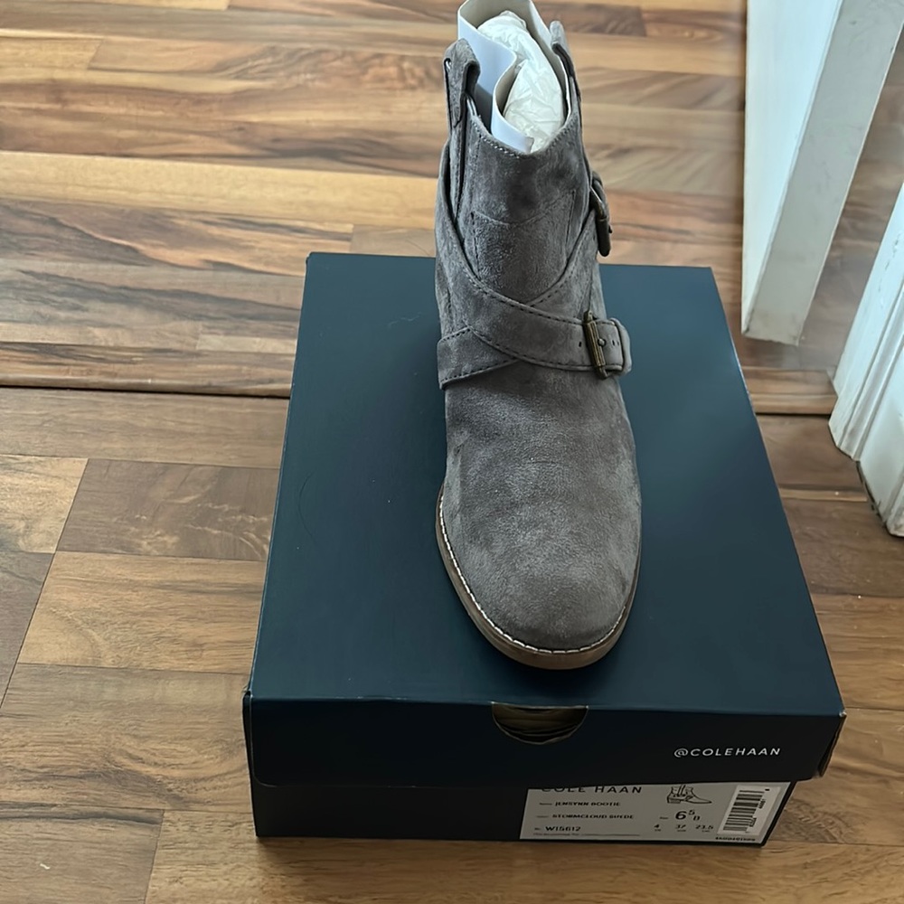 Like new booties
